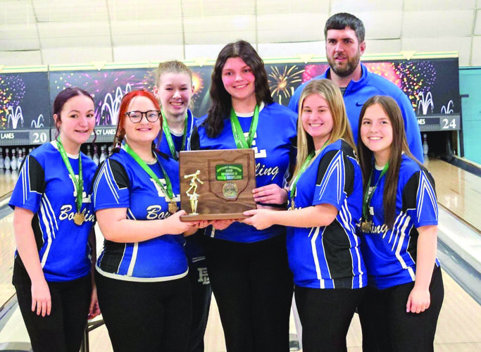 Potters rolling into state - Morning Journal